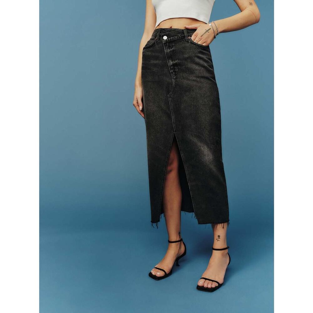 NWT Reformation 'Nila' Long Black Denim Skirt with Slit Size 30